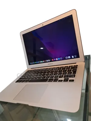 Photo - New Laptop Apple MacBook Air 2017 8GB Intel Core I5 SSD 256GB