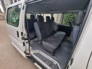 Toyota HiAce 2011 White