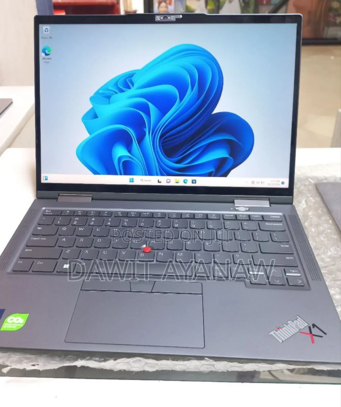 New Laptop Lenovo ThinkPad Yoga 12GB Intel Core I7 SSD 512GB