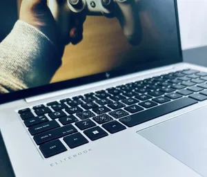 Photo - New Laptop HP EliteBook 840 16GB Intel Core I7 SSD 512GB