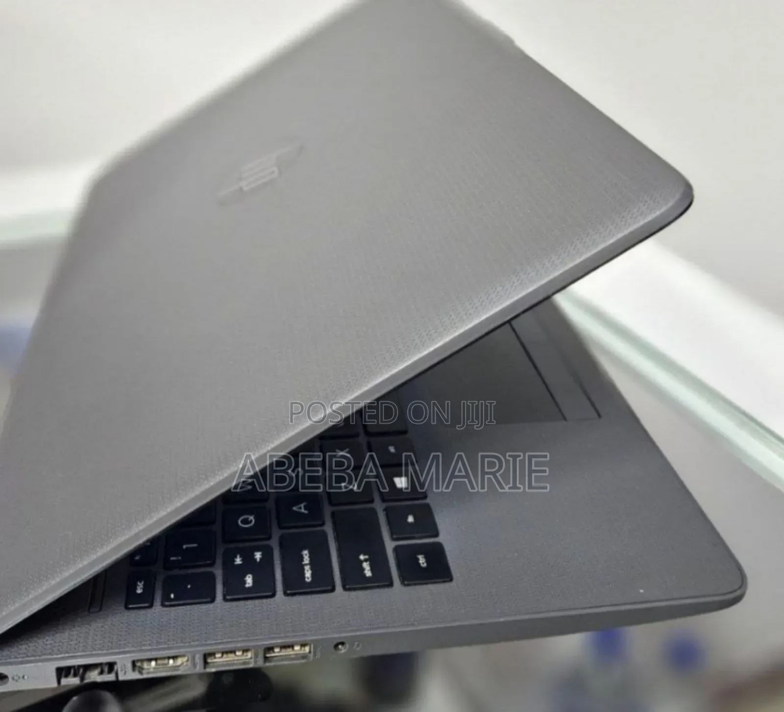 New Laptop HP Stream Notebook 4GB Intel Core I3 SSD 500GB