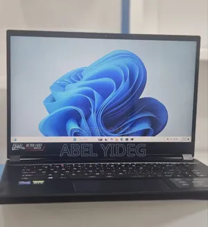 New Laptop MSI GS66 Stealth 10SGS 32GB Intel Core I7 SSD 1T