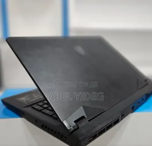 New Laptop MSI GP75 Leopard 32GB Intel Core I7 SSD 1T