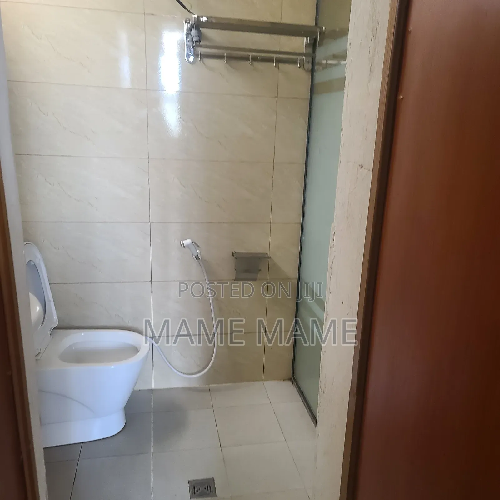 5bdrm Villa in Addis Abeba, Bole for rent