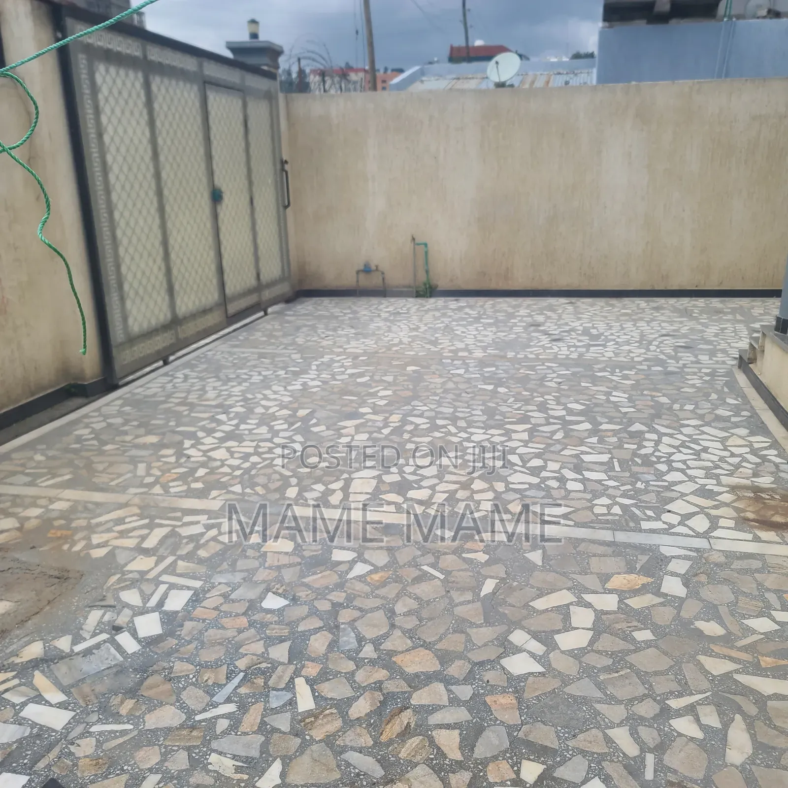 5bdrm Villa in Addis Abeba, Bole for rent