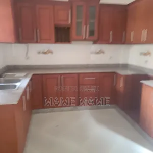 5bdrm House in Addis Abeba, Bole for rent