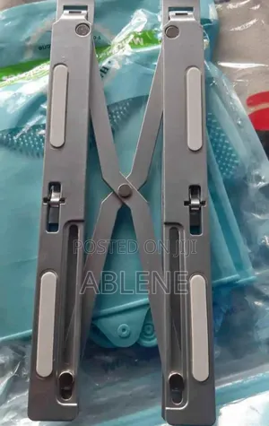 Lapoto Stand ( Pc Hold)