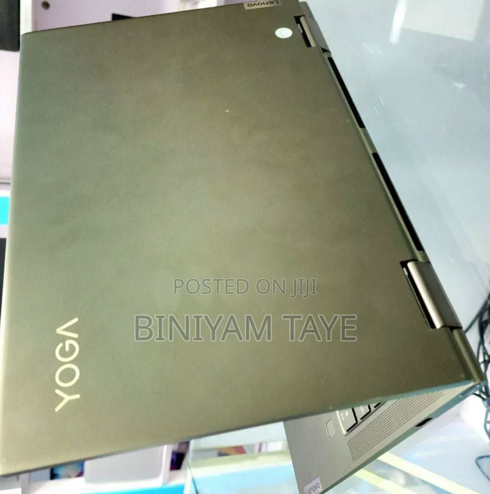 New Laptop Lenovo Yoga 730 12GB Intel Core I5 SSD 512GB