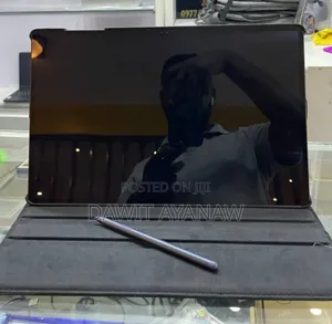 Photo - New Samsung Galaxy Tab S8 Ultra 256 GB Silver