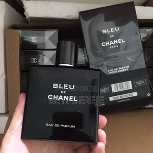 Photo - Bleu DE Chanel Perfume