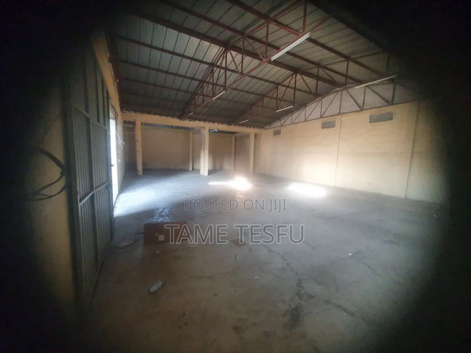 7bdrm House in Jakiros, Bole for rent