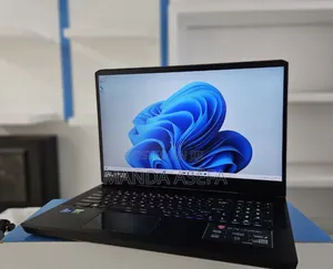 New Laptop MSI 32GB Intel Core I7 SSD 1T