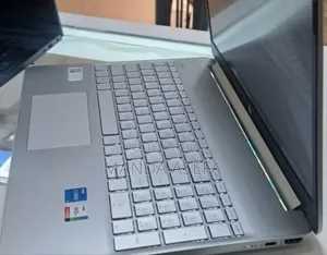 New Laptop HP Stream Notebook 8GB Intel Core I5 SSD 512GB