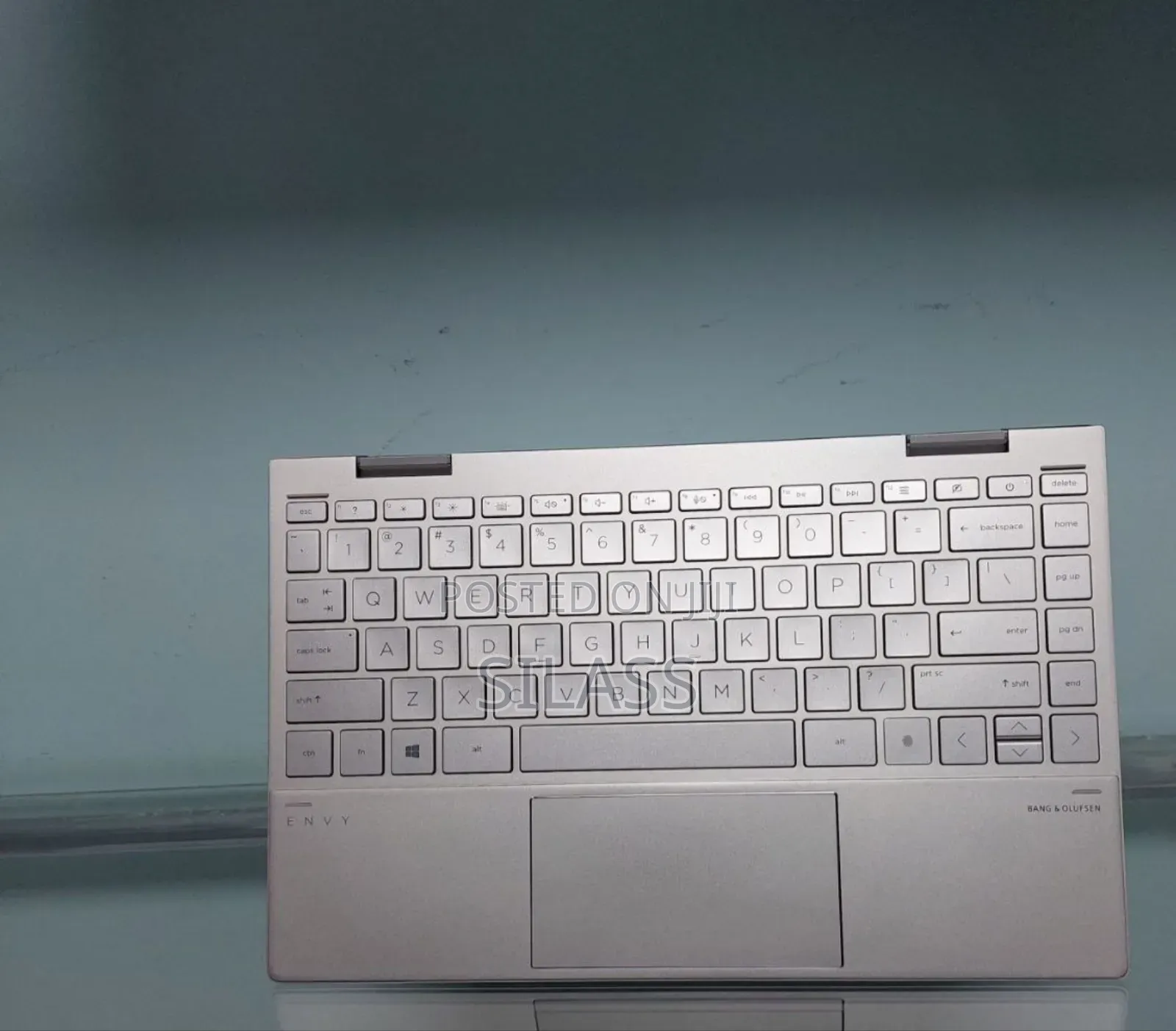 New Laptop HP Envy X360 8GB Intel Core I7 SSD 1T