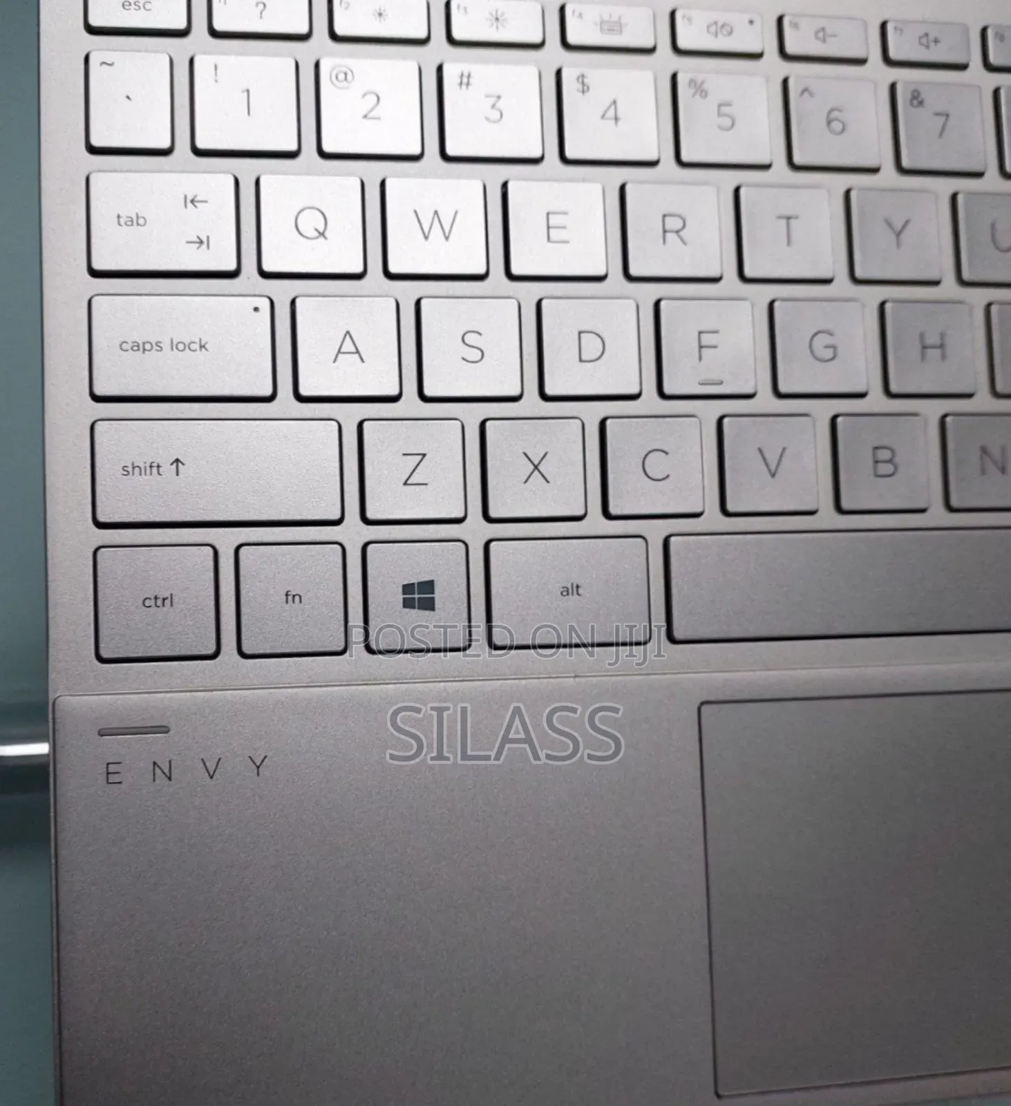 New Laptop HP Envy X360 8GB Intel Core I7 SSD 1T