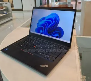 New Laptop Lenovo ThinkPad E14 G5 16GB Intel Core I7 SSD 512GB