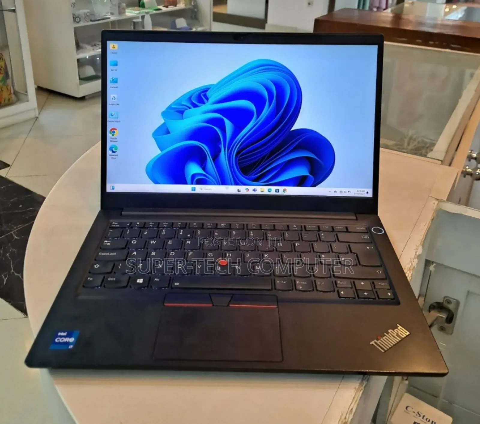 New Laptop Lenovo ThinkPad E14 G5 16GB Intel Core I7 SSD 512GB