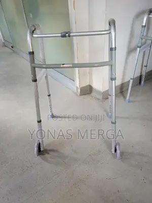 Photo - Walker ወከርmaterial:Thick Aluminum Frame+Negative Ion Powder