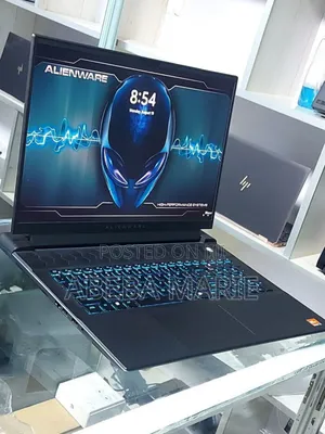 New Laptop Alienware M17x R2 32GB Nvidia SSD 1T
