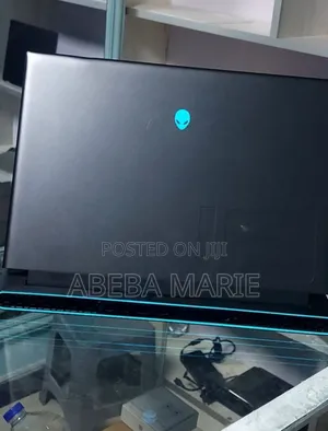 New Laptop Alienware M17x R2 32GB Nvidia SSD 1T