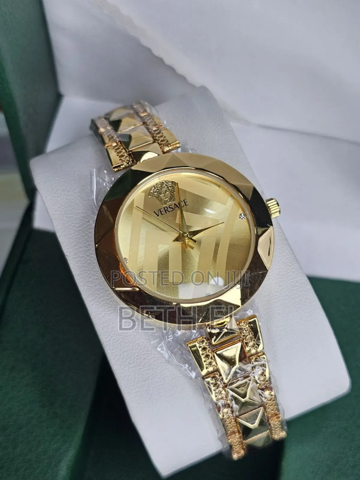 Versace Women's Wristwatch