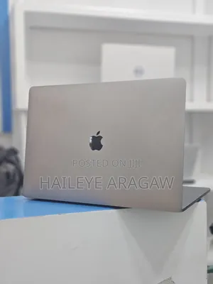 New Laptop Apple MacBook Pro 2018 32GB Intel Core I9 SSD 512GB