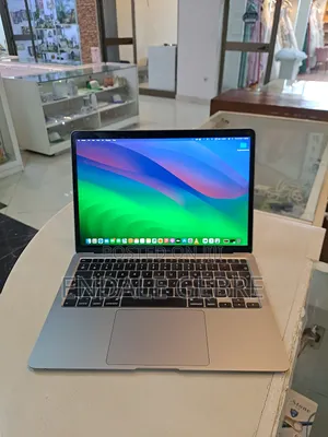 Photo - New Laptop Apple MacBook Air 2020 8GB Intel Core I5 SSD 256GB