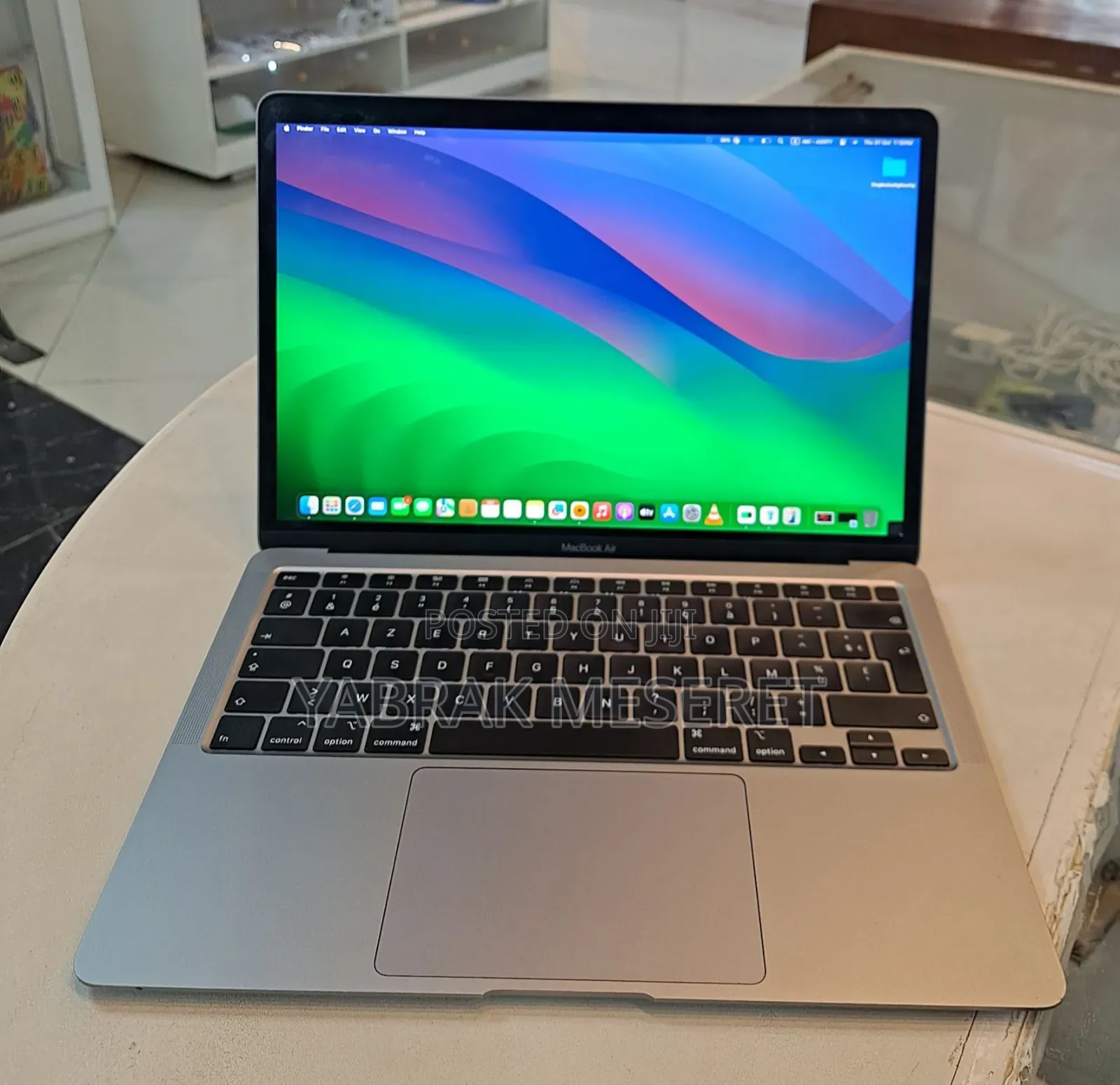 New Laptop Apple MacBook Air 2020 8GB Intel Core I5 SSD 256GB