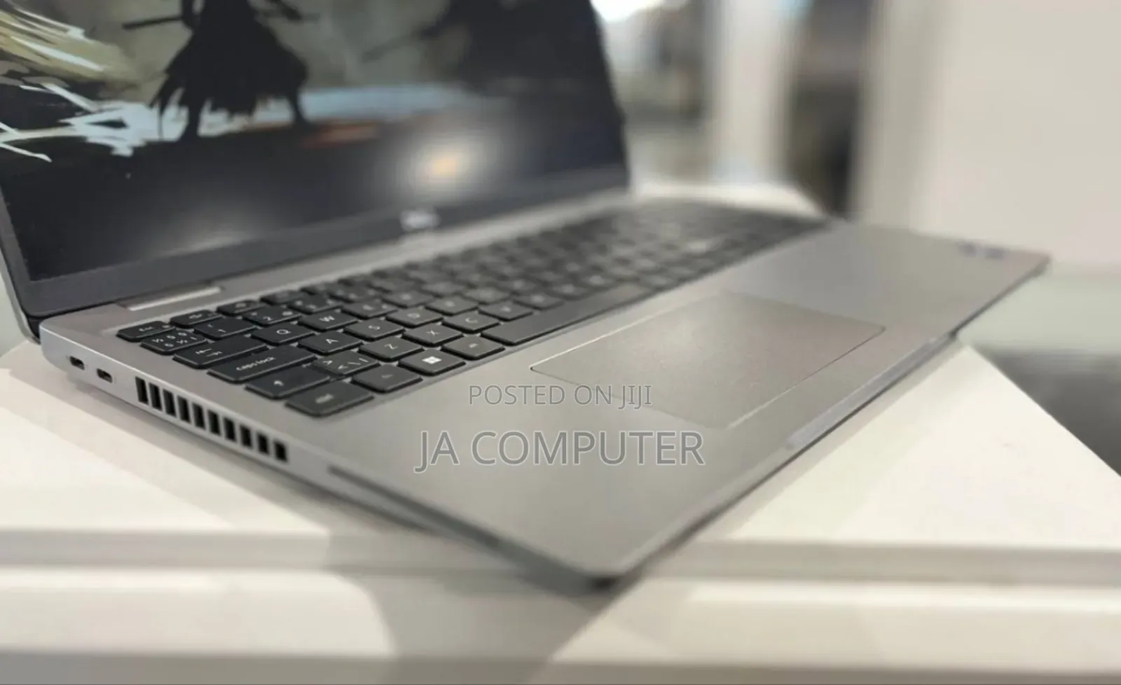 New Laptop Dell Precision 5530 16GB Intel Core I5 SSD 512GB