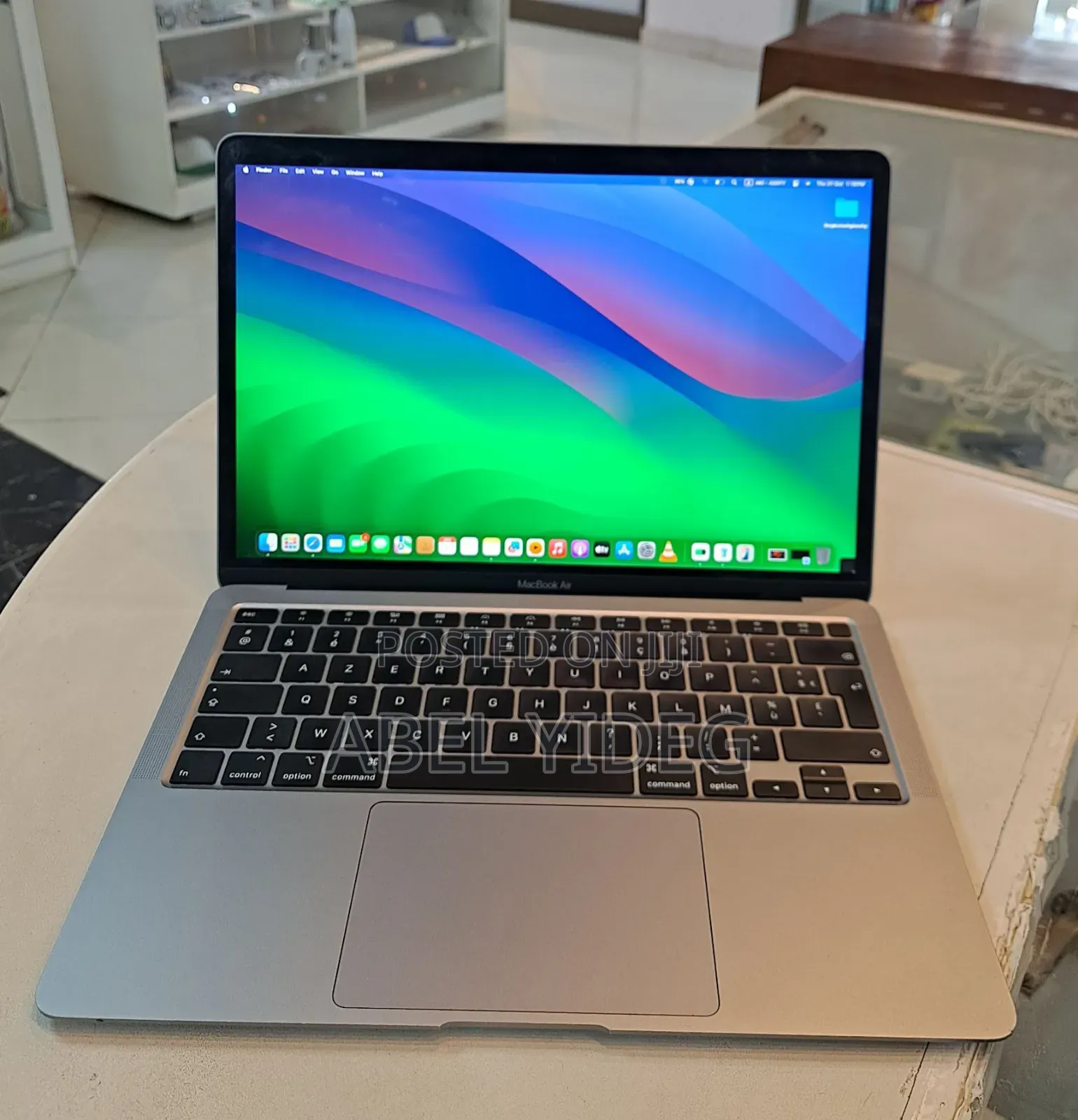 New Laptop Apple MacBook Air 2020 8GB Intel Core I5 SSD 256GB