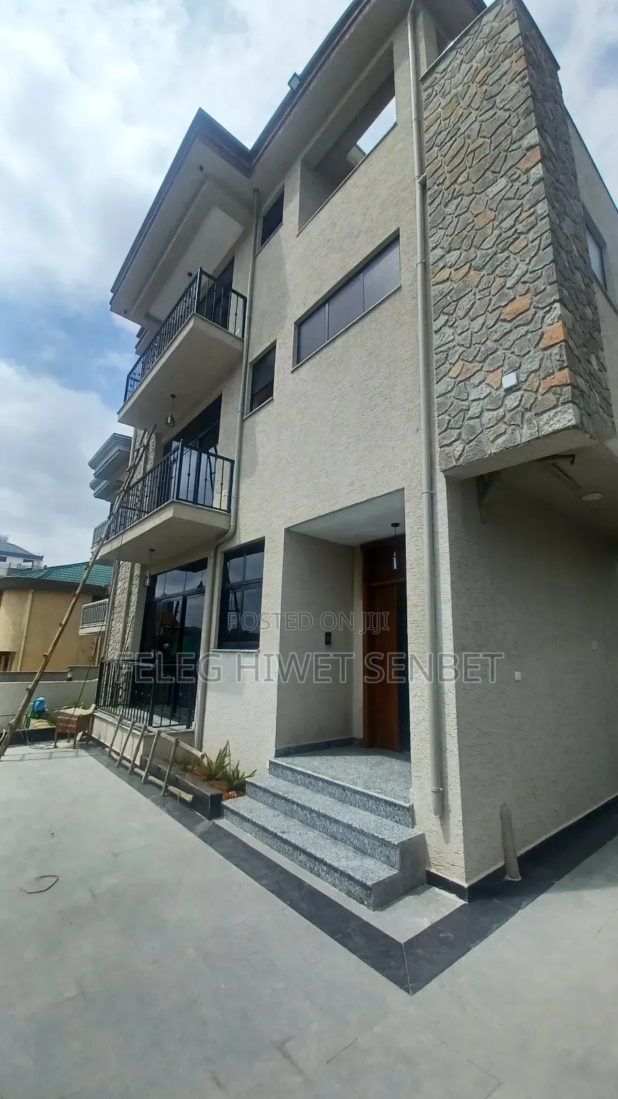 Furnished 7bdrm Villa in አአ, Bole for rent
