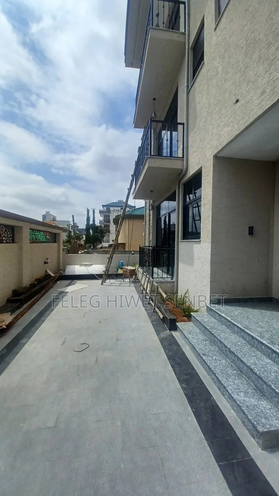 Furnished 7bdrm Villa in አአ, Bole for rent
