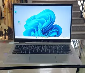 New Laptop HP EliteBook 830 G8 16GB Intel Core I7 SSD 512GB