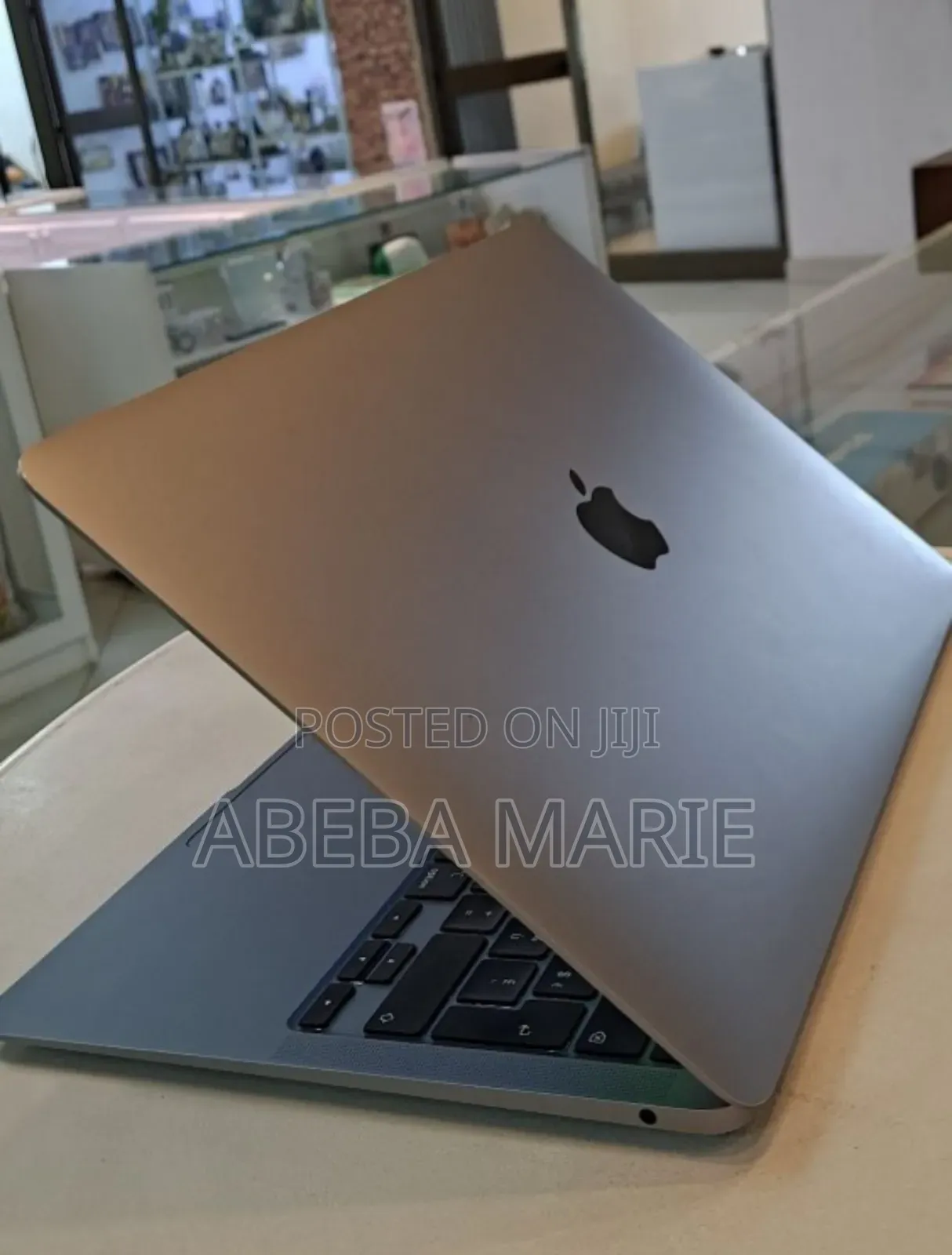 New Laptop Apple MacBook Air 2020 8GB Intel Core I5 SSD 256GB