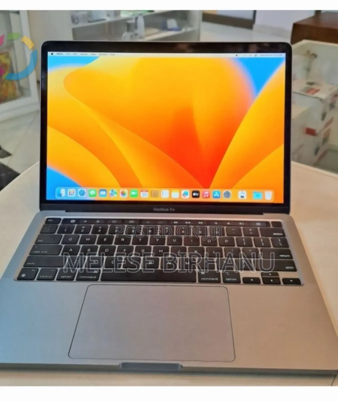 New Laptop Apple MacBook Pro M1 8GB Apple M1 SSD 256GB