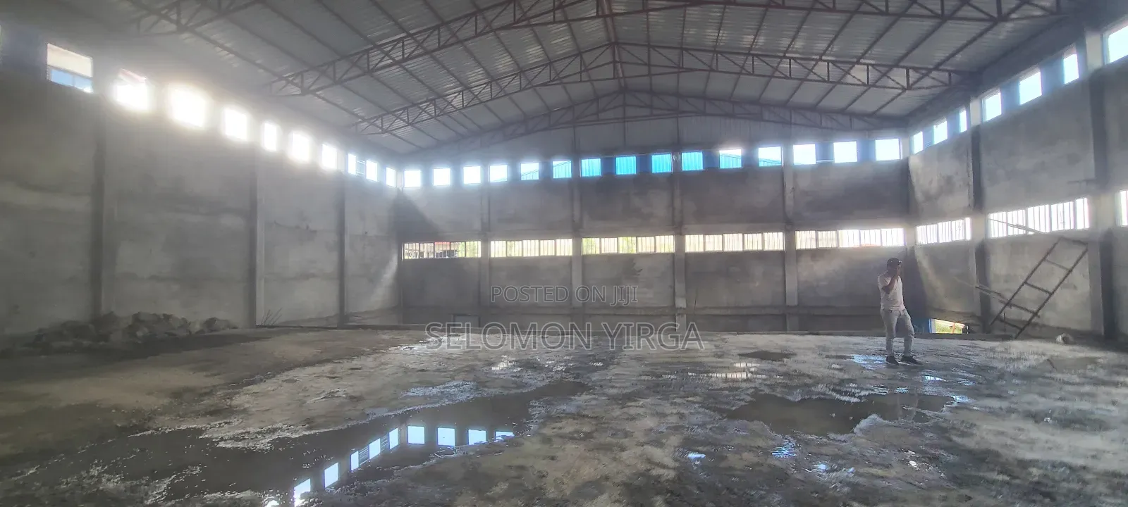 መጋዘን ክራይ ነዉ