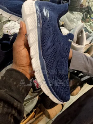 Photo - Skechers Good Quality Sneaker