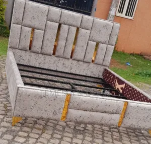Photo - Modern Ferunushr