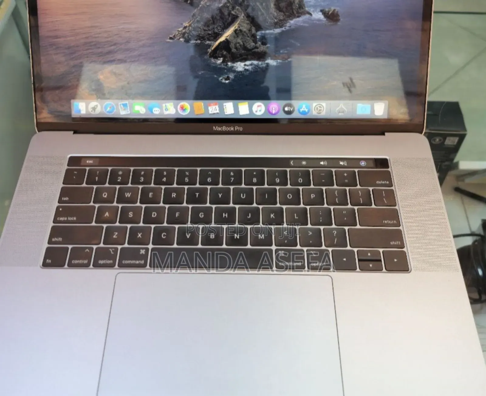 New Laptop Apple MacBook Air 2022 M2 8GB Apple M2 SSD 256GB