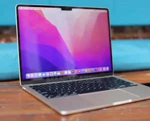 New Laptop Apple MacBook Air 2022 M2 8GB Apple M2 SSD 256GB