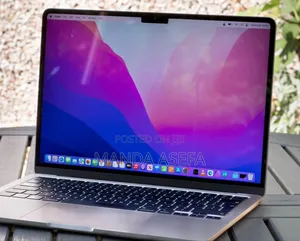 New Laptop Apple MacBook Air 2022 M2 8GB Apple M2 SSD 256GB