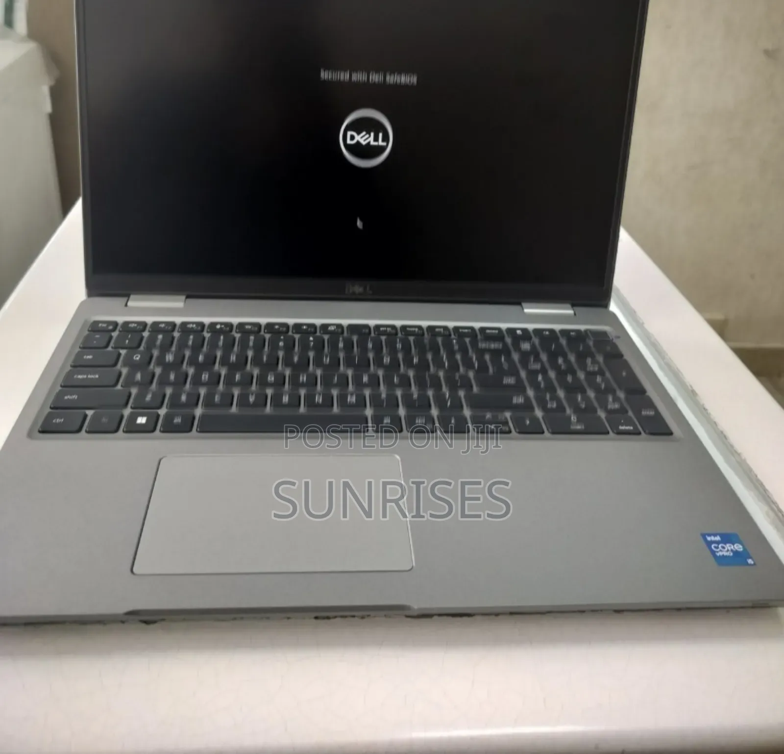 New Laptop Dell Latitude 5330 16GB Intel Core I5 SSD 256GB