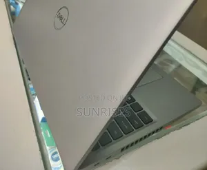 New Laptop Dell Latitude 5330 16GB Intel Core I5 SSD 256GB