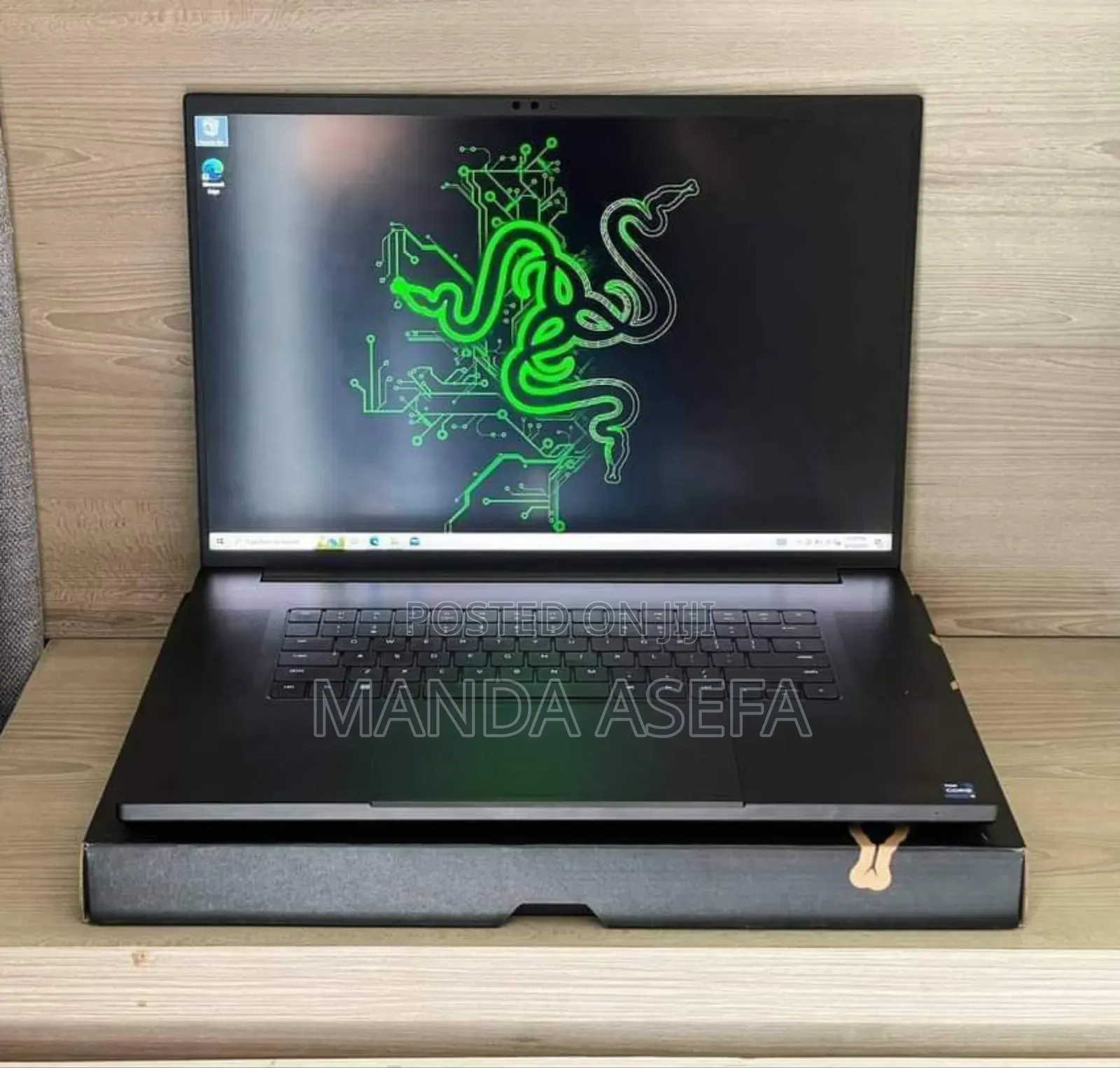 New Laptop Razer Blade 32GB Intel Core I9 SSD 2T