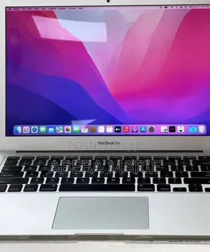 Photo - New Laptop Apple MacBook Air 2017 8GB Intel Core I5 HDD 128GB