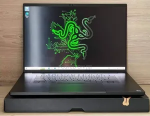 New Laptop Razer Blade 32GB Intel Core I9 SSD 2T