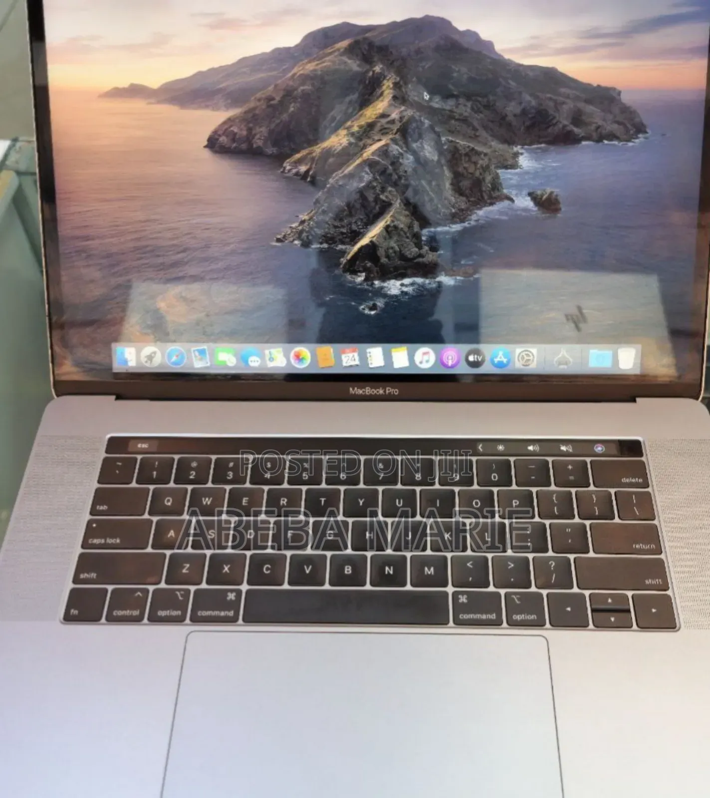 New Laptop Apple MacBook Air 2022 M2 8GB Apple M2 SSD 256GB