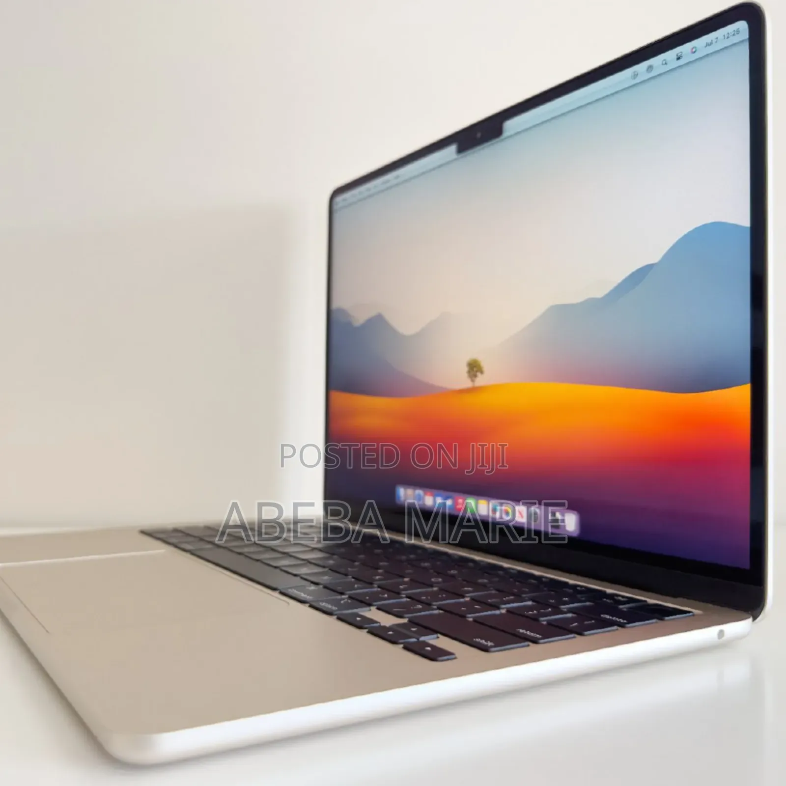New Laptop Apple MacBook Air 2022 M2 8GB Apple M2 SSD 256GB