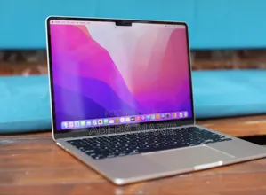 New Laptop Apple MacBook Air 2022 M2 8GB Apple M2 SSD 256GB