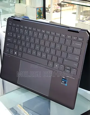 New Laptop HP Spectra 13 16GB Intel Core I7 SSD 1T